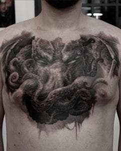 Beeindruckendes Brusttattoo von Studio One in Friedberg