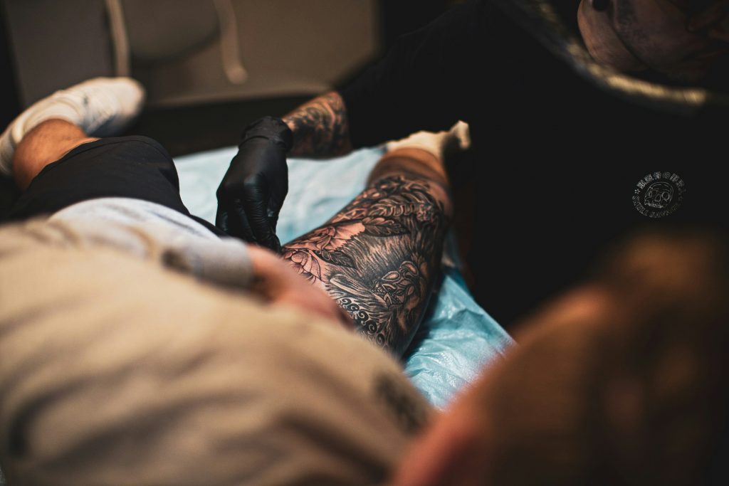 Den erfolgreichen Tattoo Termin planen: wie geht's? Ein Guide in 2025