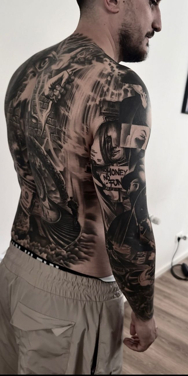 Rücken Tattoo für den Mann bei Studio One1 Ink